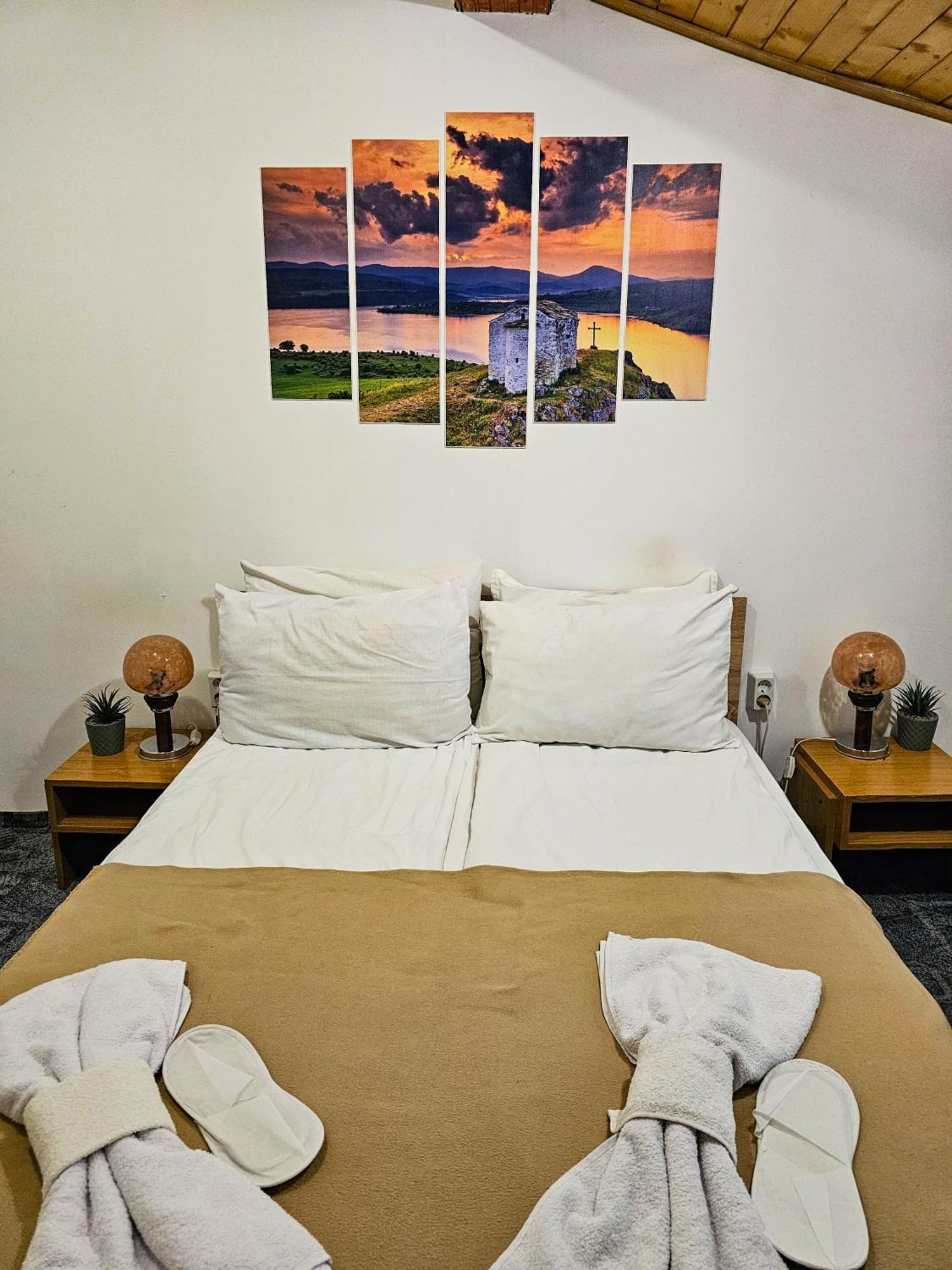 Guest Rooms- Klepalski House โบโรเวทส์ ภายนอก รูปภาพ